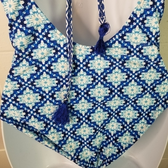 Lands End geo mosaic mixed print one piece swimsuit - Picture 9 of 10